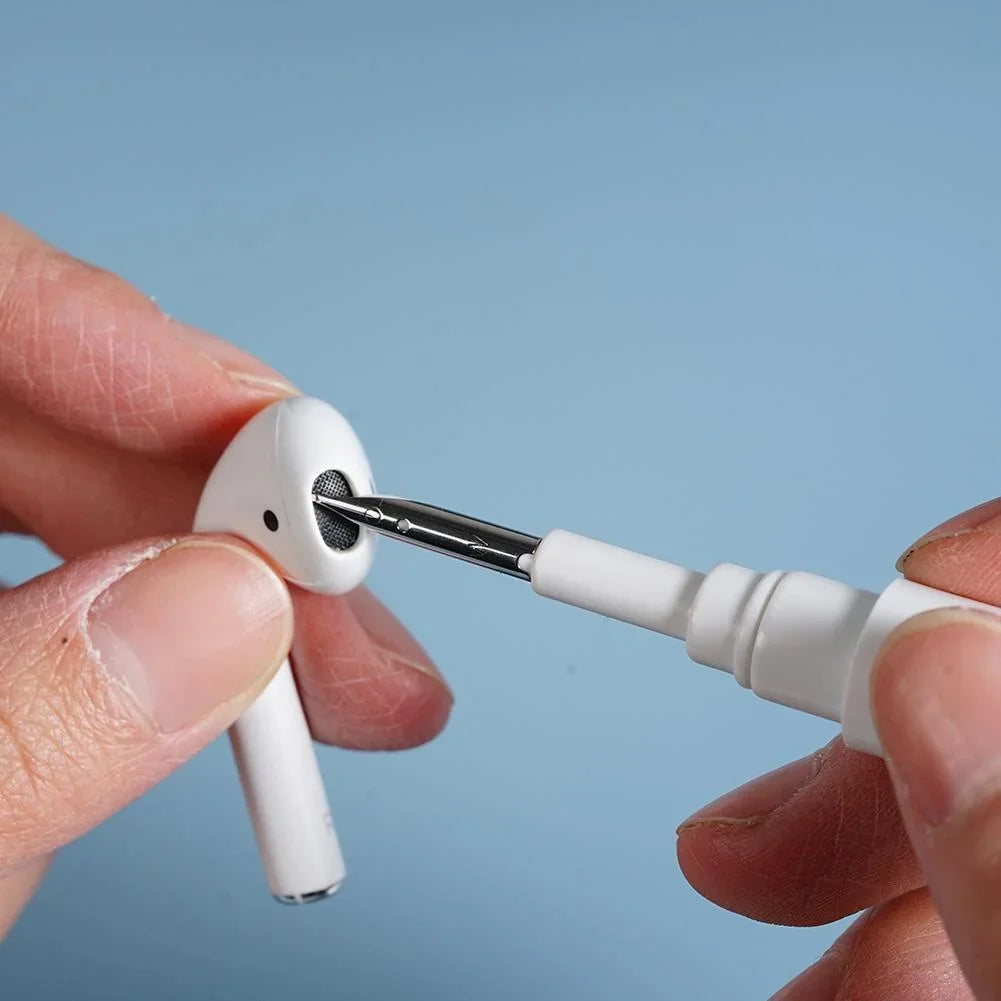 Earbuds Cleaning Pen for Earbuds Portable 3 in 1 Wireless Earphone Case Cleaning Tools Kit Cleaning Brush